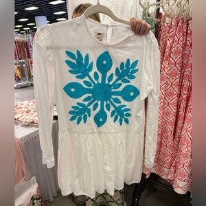 White and Blue Women's Top hearts of Grace NWT